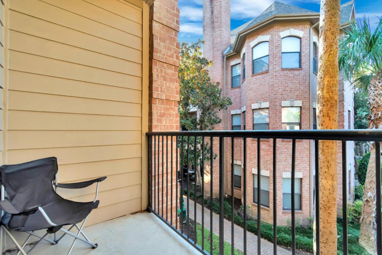 Zjhalik'S Luxury French Quarters Houston Exterior photo